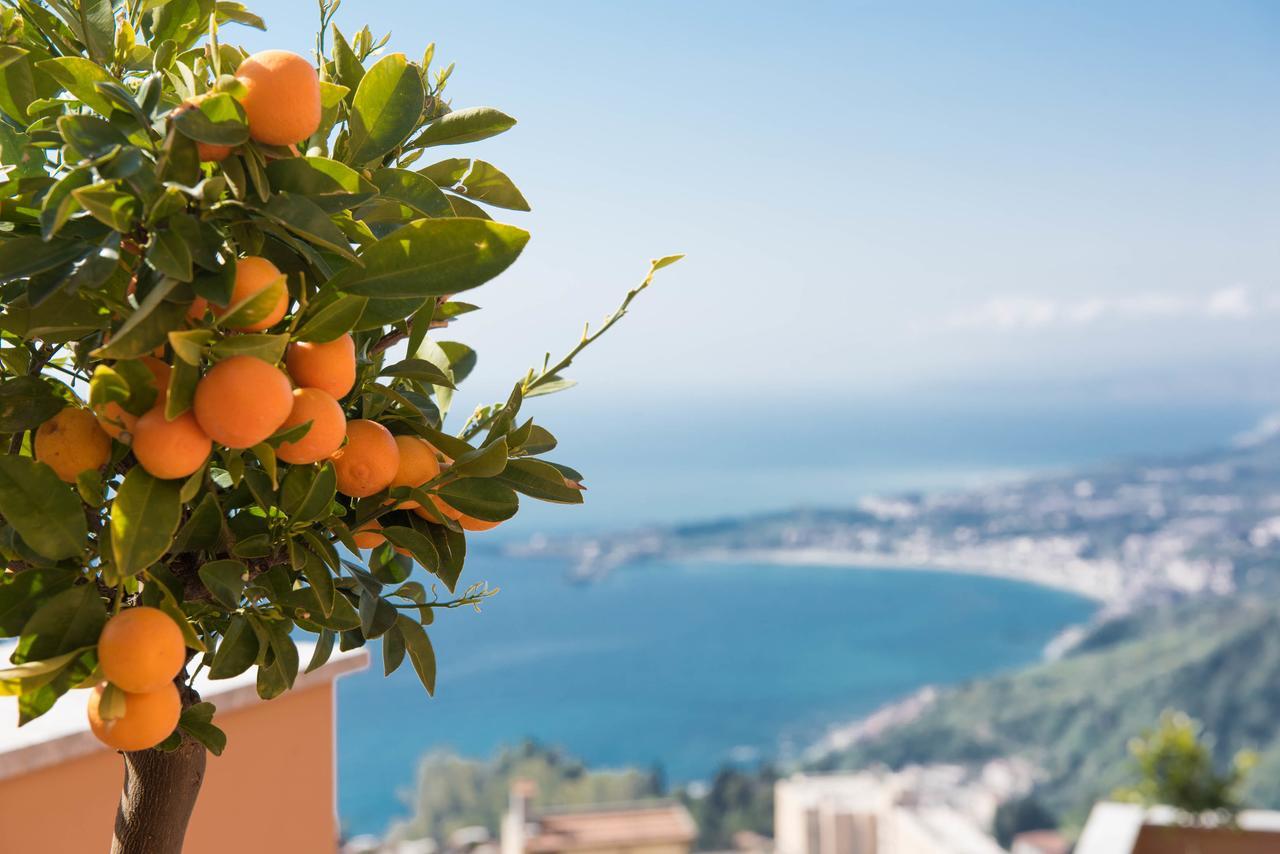 Villa Le Terrazze Charming Rooms Taormina Exterior foto