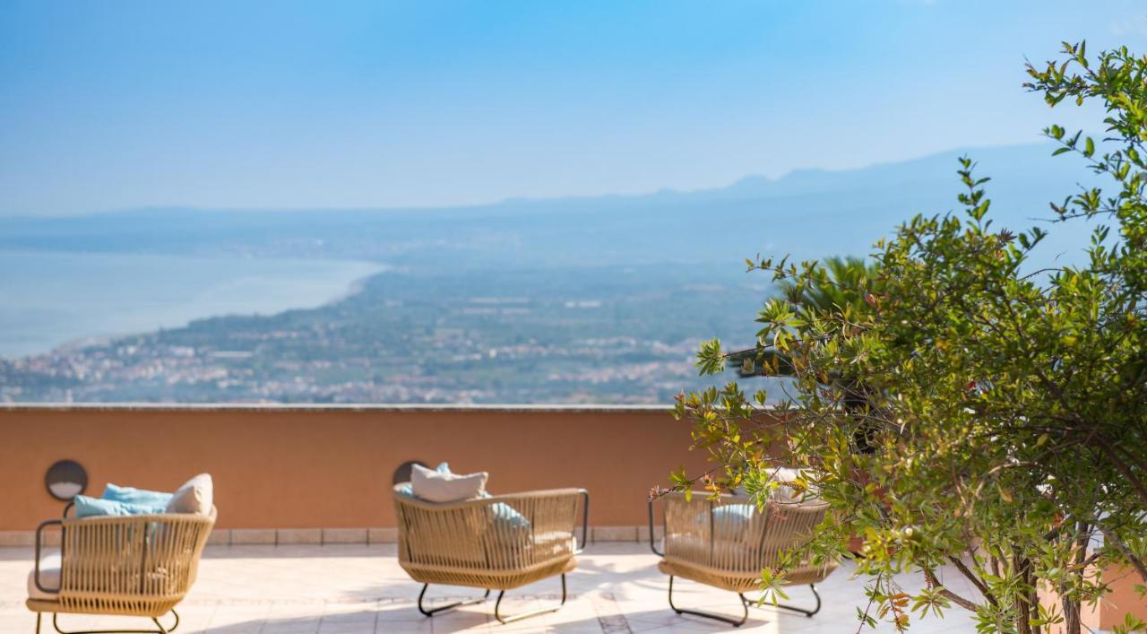 Villa Le Terrazze Charming Rooms Taormina Exterior foto